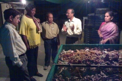 1_visit-of-Hon.-Shri-Jain-With-executive-of-UN-habitat-to-vermicompost-plant